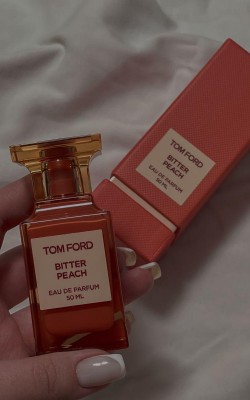 TOM FORD BITTER PEACH ✨ (ithal)