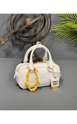 MIU MIU DERİ BEYAZ ✨