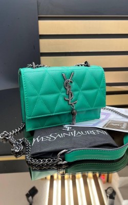 YSL DERİ PÜSKÜLLÜ YEŞİL ✨