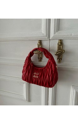 MIU MIU DERİ YUVARLAK KIRMIZI ✨