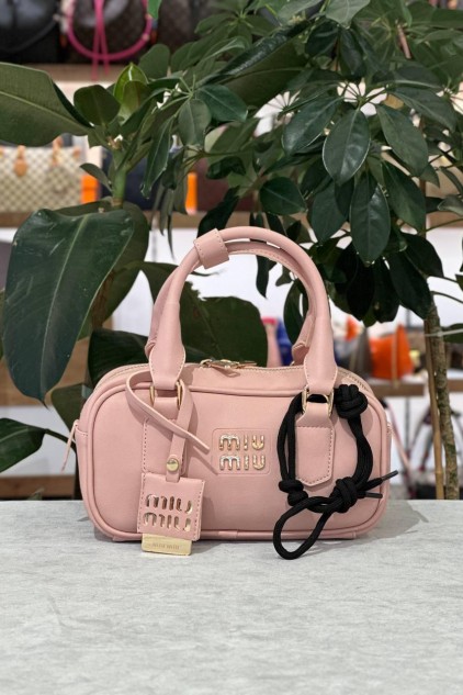 MIU MIU DERİ TOZ PEMBE ✨