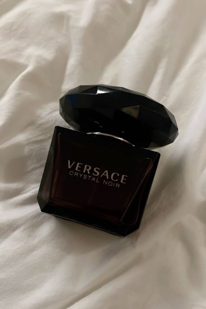 VERSACE CRYSTAL NOIR ✨ (ithal)