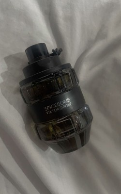 VICTORIA’S SECRET BOMSHELL EDP ✨ (ithal) 