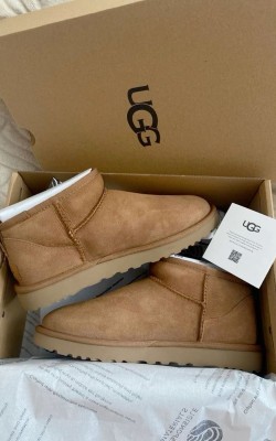 UGG MİNİ TABA ✨ (ithal)