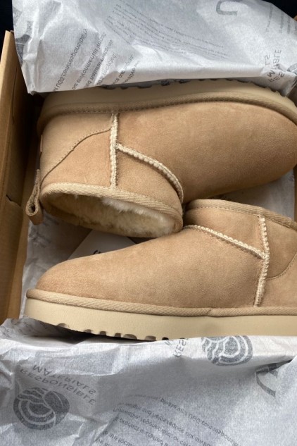 UGG MİNİ VİZON ✨ (ithal)