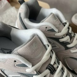 NEW BALANCE 530 GRAY FOG✨ (ithal)