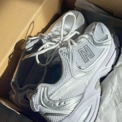 NEW BALANCE 530 GÜMÜŞ✨ (ithal)