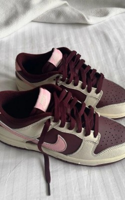 Nike Dunk Valentine✨ (ithal)