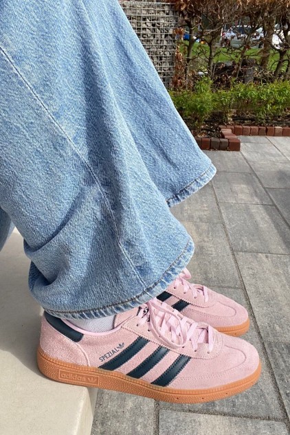 ADİDAS SPEZIAL PEMBE SİYAH✨ (ithal)