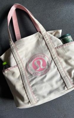 LULULEMON PEMBE ÇANTA ✨