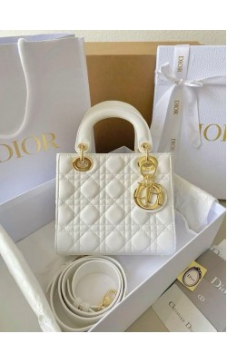 DIOR ÇANTA BEYAZ ✨