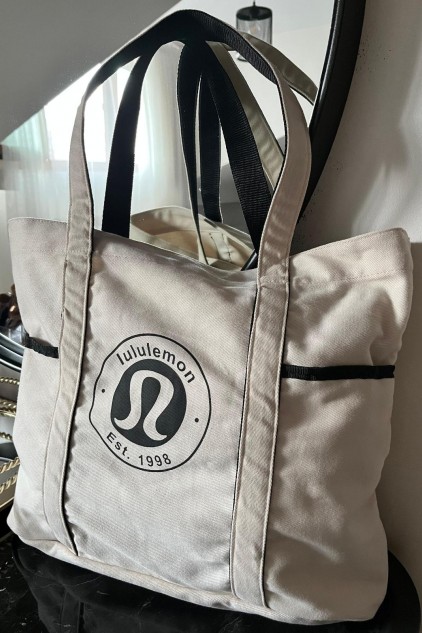 LULULEMON SİYAH ÇANTA ✨