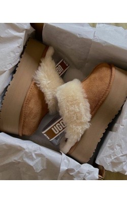 UGG FUNCETTE TABA ✨ (ithal)